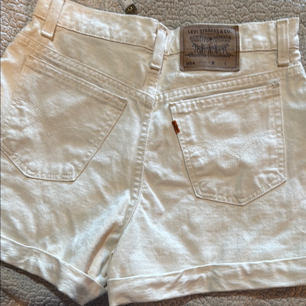 Levi's White Women's Shorts